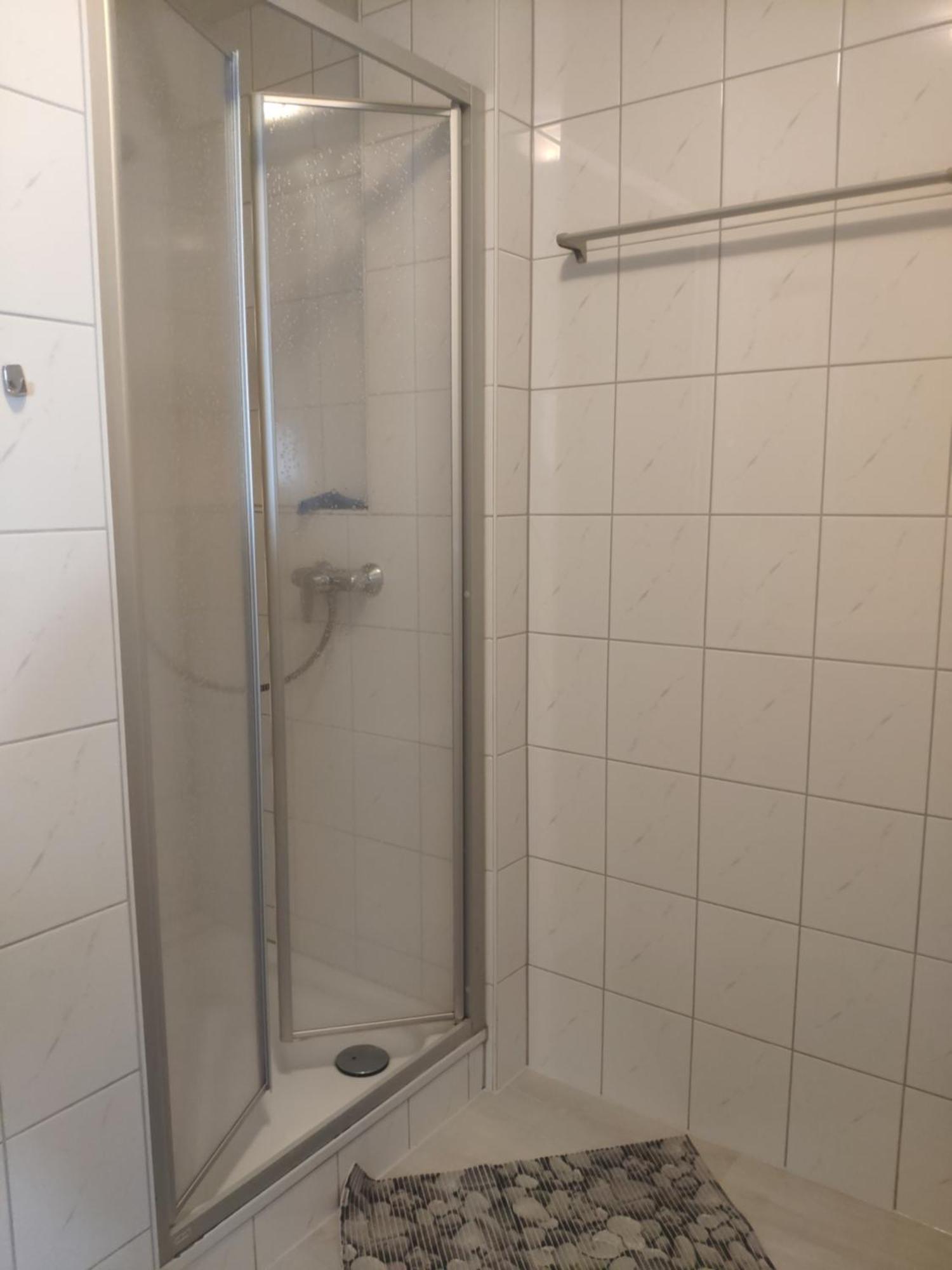 Apartment Und Privatzimmern In Freiburg Quarto foto